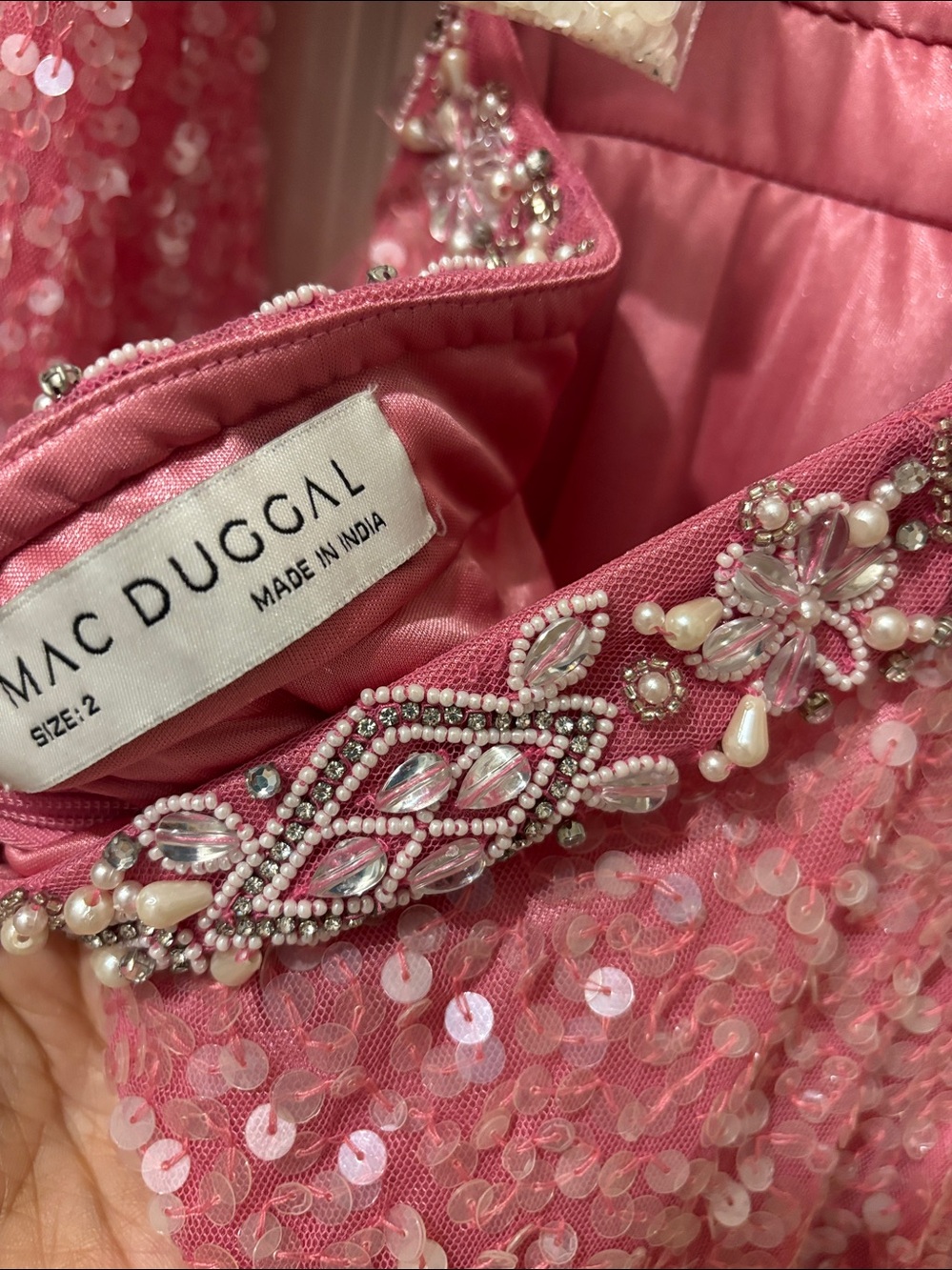 BRAND NEW Mac Duggal Sequined Pink Gown size 2. SOLD OUT SIZE $598 RETAIL - Picture 6 of 7